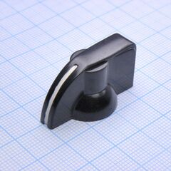 Ручка K7-2 bakelite (клювик) d=4, ручка управления, на вал 4mm, клювик
