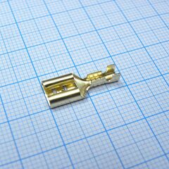 Контакт гнездовой DJ622-D6.3A, контакт гнездовой неизолированный 6,3 мм, самофиксация, сечение провода 0.5-0.8мм2, толщина металла: 0.4мм, материал: латунь, способ монтажа: обжим
