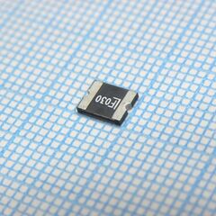 2016L030DR, самовосстанавливающийся предохранитель ptc 0.3a(hold) 0.6a(trip) 60vdc 20a 1.4w 3s 0.5ohm smd solder pad 2016 t/r