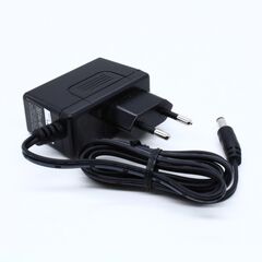 SGA12E05-P1J, адаптер настенный, ac-dc, 12вт, вход 90...264b ac 47...63 гц, выход 5b/2.4a, изоляция 3000в ac, 62.2x27.4x39.5мм, -20...+60°с, выходной разъем длина 11 мм, диаметр 2.1x5.5 мм