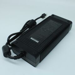 GST360A24-C6P, ac-dc, 360вт, вход 85...264b ac 47...63 гц, 120...370b dc, выход 24b/15a, изоляция 3000в ac, 220x95x46мм, -30...+70°с, сетевой разъём iec320-c14, выходной разъем c6p