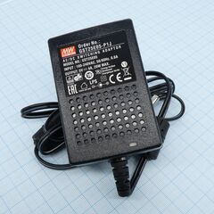 GST25E05-P1J, ac-dc, 20вт, вход 85...264b ac 47...63 гц,, выход 5b/4a, изоляция 3000в ac, 79x54x33мм, -30...+70°с, выходной разъем 11, диам. 5.5х2.1мм