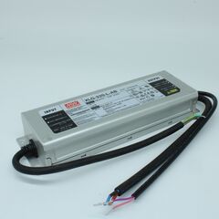 XLG-320-L-AB, ac-dc, 315вт, стабилизатор тока, ip67, вход 100…305в ac, 47…63гц, ккм, выход 1400(500…1400)ма/150…300в, изоляция 3750в ac, в кожухе 246х77х39.5мм, -40…+85°с (корпус), встр. потенциометр, димминг 3 в 1