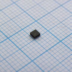 LP3990SD-1.2/NOPB, линейный стабилизатор с низким падением напряжения положительной полярности, 1.8 в, 0.15 а
