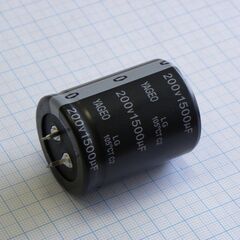 LG200M1500BPF-3545, с защёлкиваемыми выводами 200v 1500uf ±20%, стандартные, 2000часов, -20...+105°с