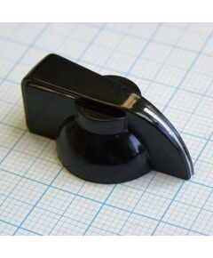 Ручка K7-1 bakelite (клювик) d=6.1, ручка управления, на вал 6.1mm, клювик