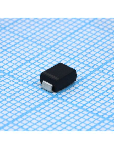 SMB10J24A-E3/5B, диод защитный от перенапряжения - tvs (супрессор) 24в включение 38.9в ограничение smb