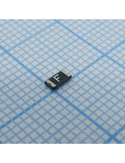 1206L050YR, самовосстанавливающийся предохранитель ptc 0.5a(hold) 1a(trip) 6vdc 100a 0.6w 0.1s 0.15ohm smd