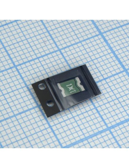 miniSMDC110F-2, самовосстанавливающийся предохранитель ptc 1.1a(hold) 2.2a(trip) 8vdc 100a 1.2w 0.3s 0.04ohm smd