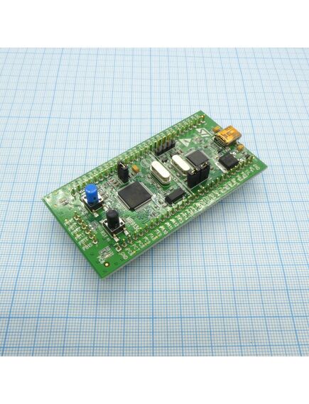 STM32VLDISCOVERY, отладочный комплект на базе stm32f100 контроллера. в составе: st-link - внутрисхемный отладчик, пара светодиодов и кнопок
