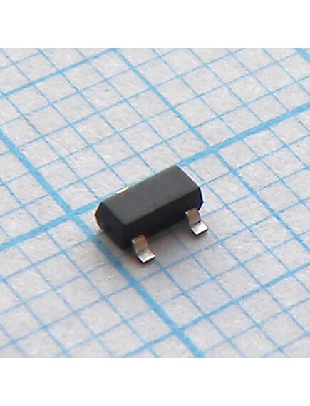 IRLML2246, транзистор полевой p-канальный 20в 2.6а 1.3вт