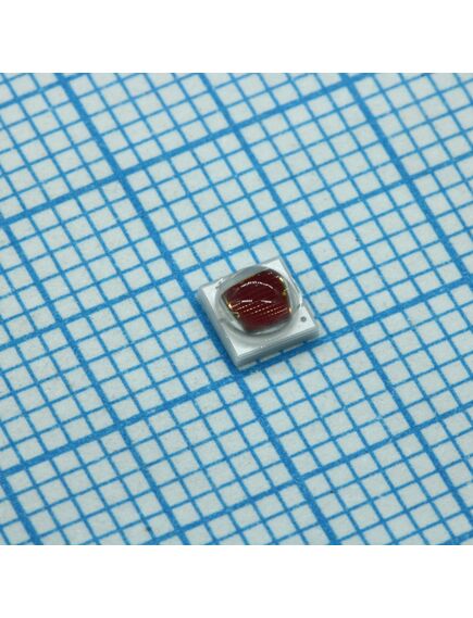 HL-C3535K15R3GA-ZW, светодиод smd 3,45x3,45x2,15мм/ красный/ 660нм/ 70лм (1050мвт, 5.5 umol/s) при 700ма/ 2,4вт/ 2.2в/ ifmax=1000ма/ 130°