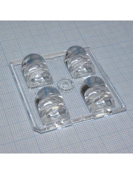 C13604_STRADA-2X2-FN, квадратная модуль линза 2x2 на 4светодиода cree xm-l / lg innotek серии lemwa33x, эфф=94%, ассиметричная, 50x50mm h:10mm