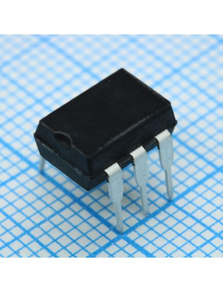 MOC8104, транзисторная оптопара, ton/toff = 2/3 мкс, 7,5 кв, 1 канал, ctr = 160-256%