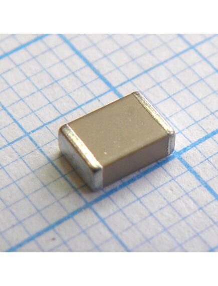 1812N680J202N1, керамический чип-конденсатор 1812 np0 68пф ±5% 2кв -55°с…+125°с, изображение 2